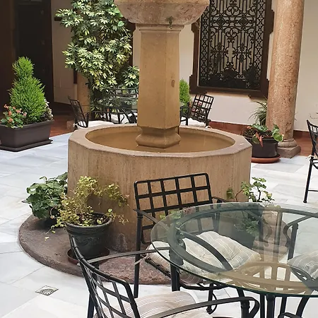 Coso Viejo Hotel